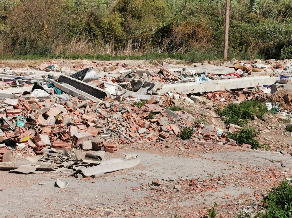 Cs alerta de posibles irregularidades en la gestión de residuos en el camino Torrente de Fraga