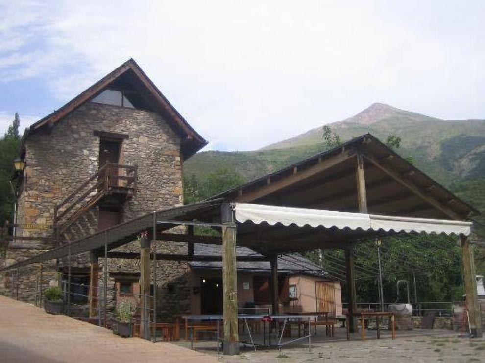 Ayuntamiento y Junta Vecinal arriendan el Albergue de Liri por cuatro años