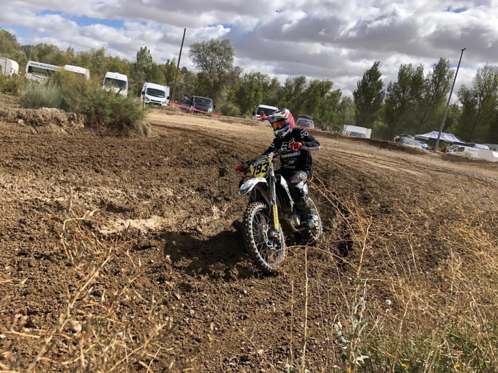 Tres triunfos oscenses en el circuito de Zuera