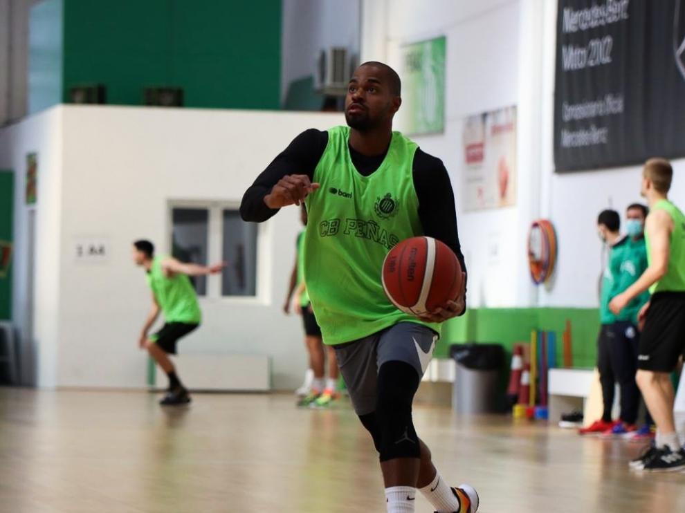 Levitec Huesca ya tiene en la pista a Cubillán y a Omogbo
