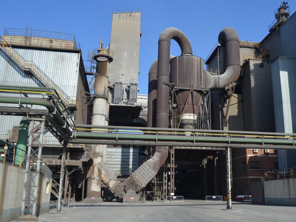Monzón apoya el mantenimiento de los puestos de trabajo en Ferroatlántica