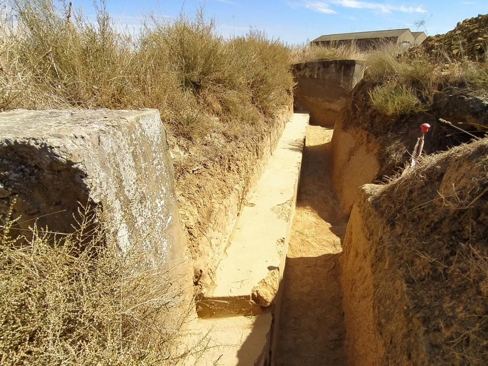 El Ayuntamiento de Monzón realiza mejoras en trincheras, refugios y nidos en las fortificaciones de Selgua