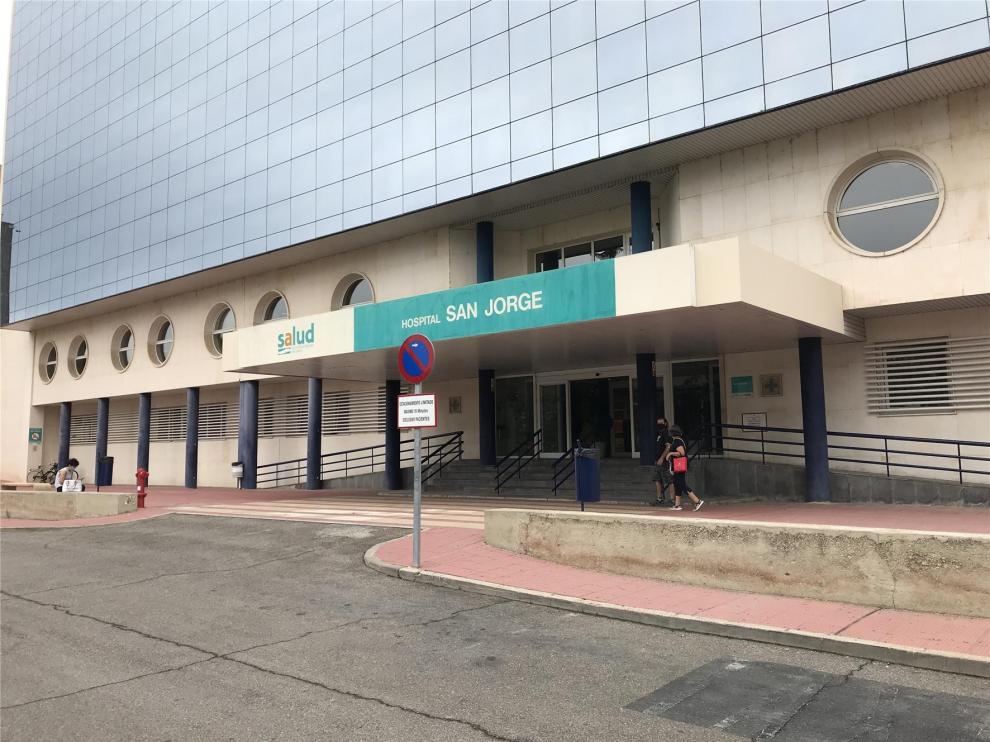El hospital San Jorge de Huesca incrementa sus camas de UCI en 4 desde la semana pasada
