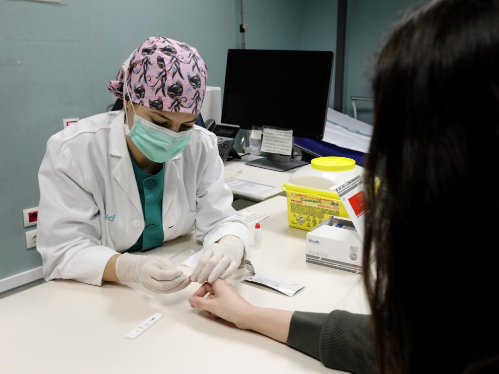 El Gobierno de Aragón dispondrá del personal e instalaciones de los centros sanitarios privados cuando sea preciso