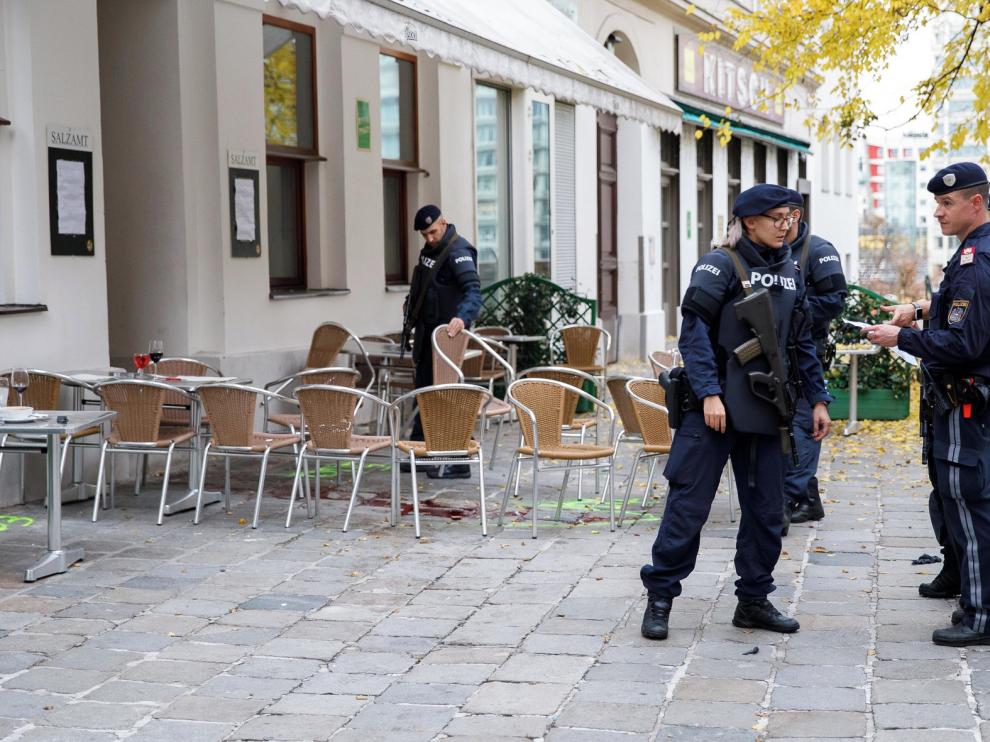Viena se blinda después del atentado que dejó 4 muertos y 22 heridos