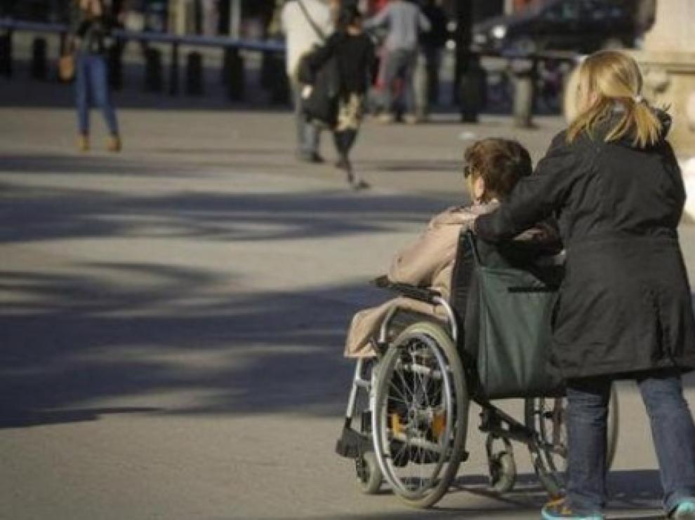 Cadis Huesca reclama un modelo socio-sanitario que refuerce al cuidador familiar y profesional
