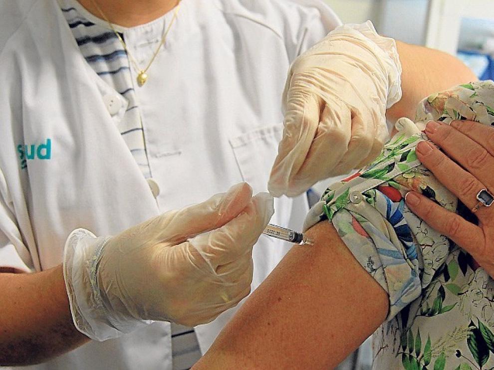 Los centros de salud de Huesca sufren escasez de vacunas contra la gripe
