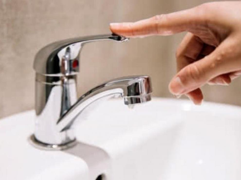 Suspensión del suministro de agua en el Pasaje Río Alcanadre de Huesca