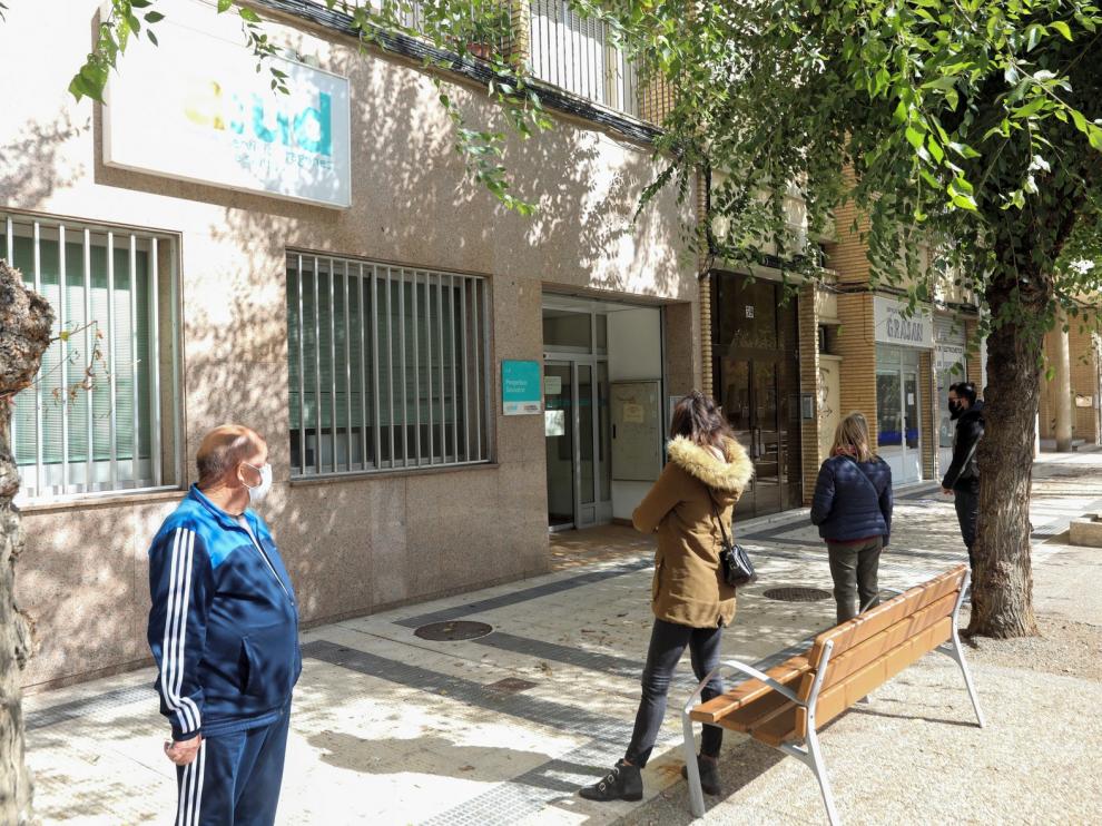 El Colegio de Médicos de Huesca reivindica una adecuada línea de teléfono
