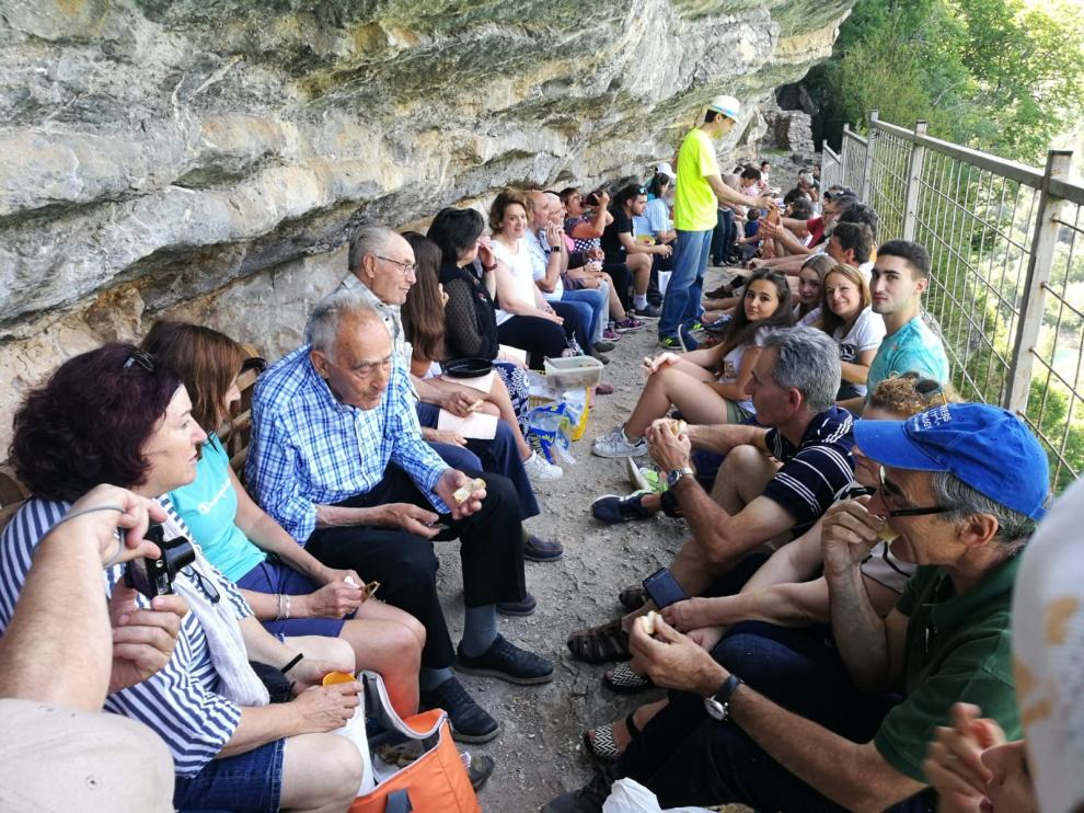 Hoz de Jaca seduce desde el Alto Gállego a quienes buscan disfrutar de la naturaleza y el patrimonio