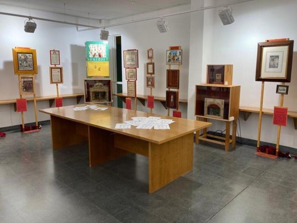 La Casa Cultural de Altorricón exhibe la colección de los Títeres de Binéfar