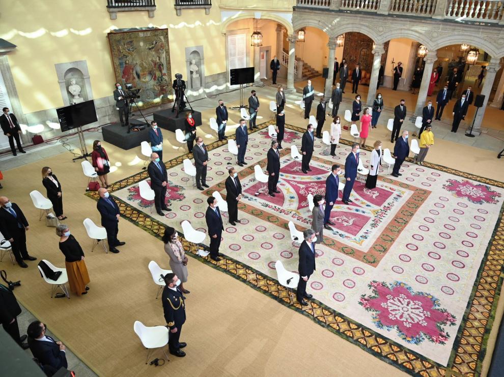El Rey y Sánchez piden más unidad para superar la covid-19