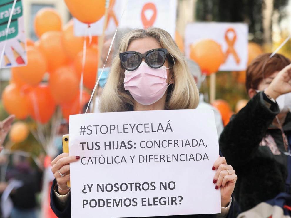 Se aprueba la "Ley Celaá" en la Comisión con apoyo de ERC y PNV