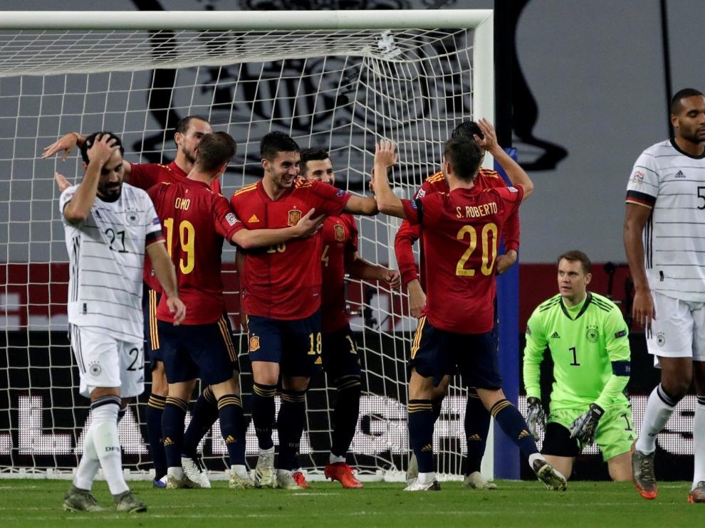 Goleada histórica y pase a la fase final de España
