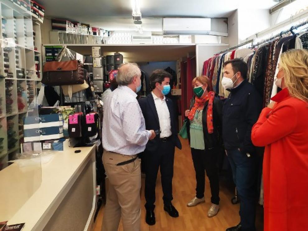 El Ayuntamiento destina 20.000 euros más a la campaña "Bonos Impulsa Huesca"