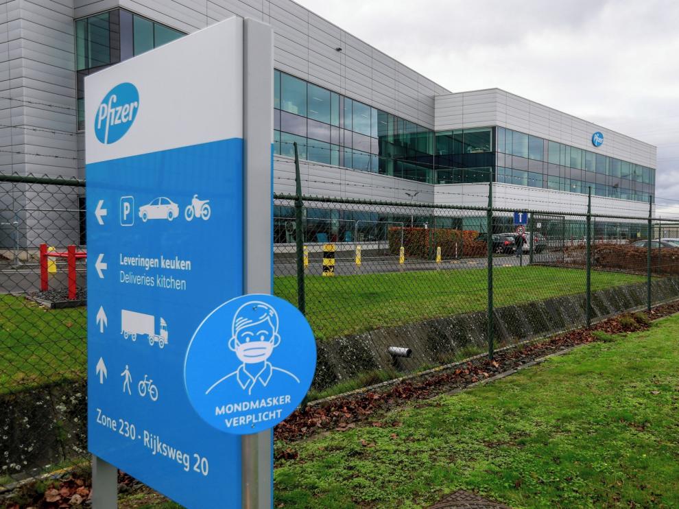 Pfizer pide autorización para suministrar su vacuna en EE. UU.