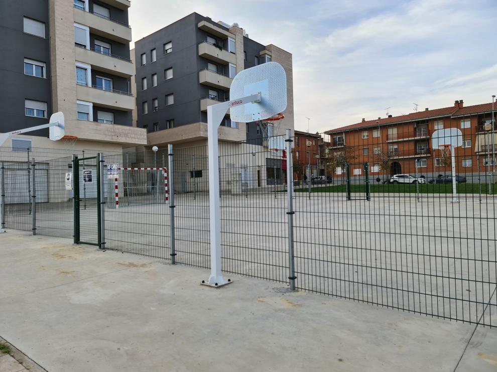 Una nueva pista permite afrontar la demanda de servicios deportivos en Binéfar