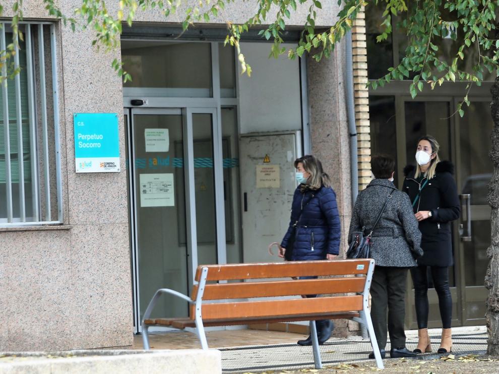 La ciudad de Huesca suma la mitad de los casos de covid informados en el Alto Aragón este sábado