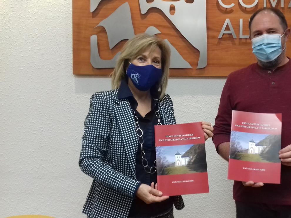 José Ángel Gracia "reconstruye" la pastorada y el dance de Biescas