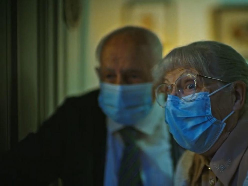 "El mejor regalo es cuidarnos", campaña de Sanidad por una Navidad sin riesgo