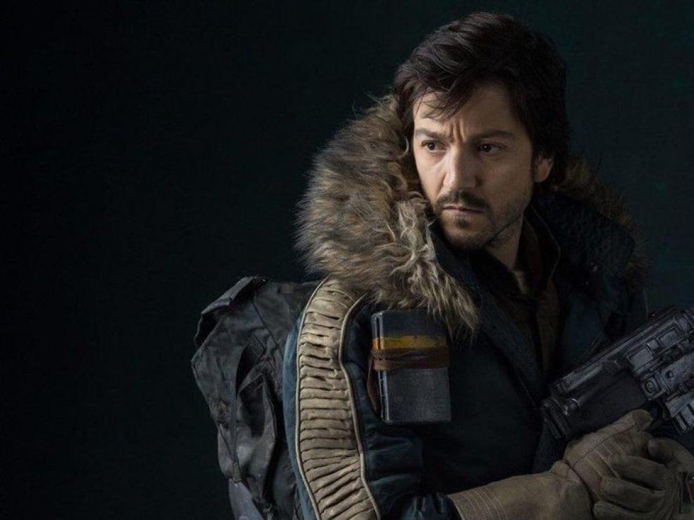 Diego Luna subraya su "compromiso" y "emoción" por regresar a "Star Wars"