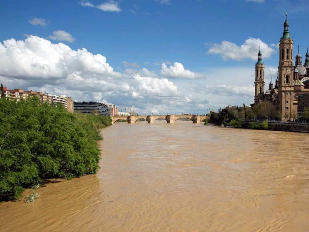 Los deshielos podrán provocar caudales próximos al nivel de aviso en el Ebro