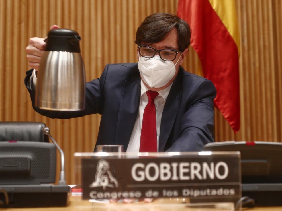 Illa asegura que primeras vacunas contra la covid llegarán en menos de un mes