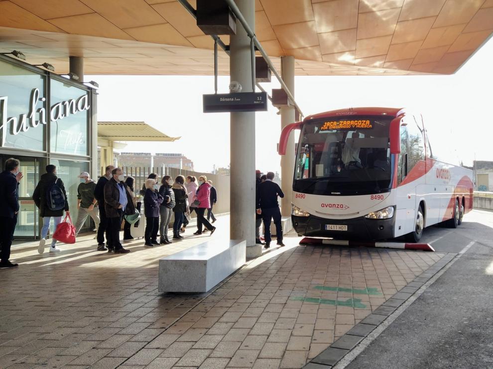 Los 8 millones de euros para el transporte público aragonés son "una muy buena noticia"