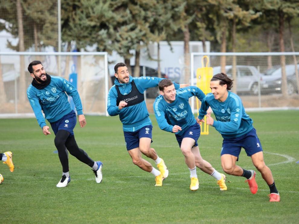 El Huesca llega a Marchamalo con 17 jugadores