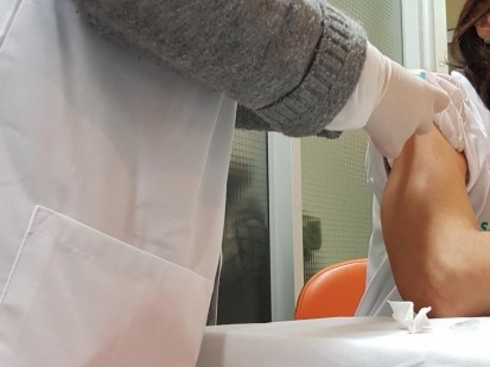 Salud Pública amplía la vacunación antigripal a toda la población mayor de 14 años