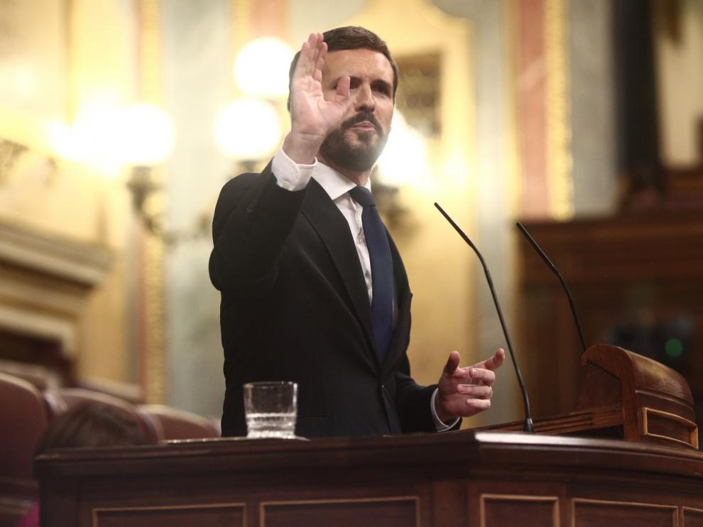 Casado exige a Sánchez que pida perdón por presidir un gobierno "incompetente"