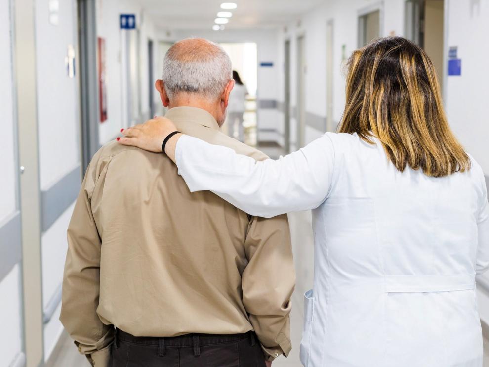 Las residencias permitirán las salidas y comenzarán a vacunar