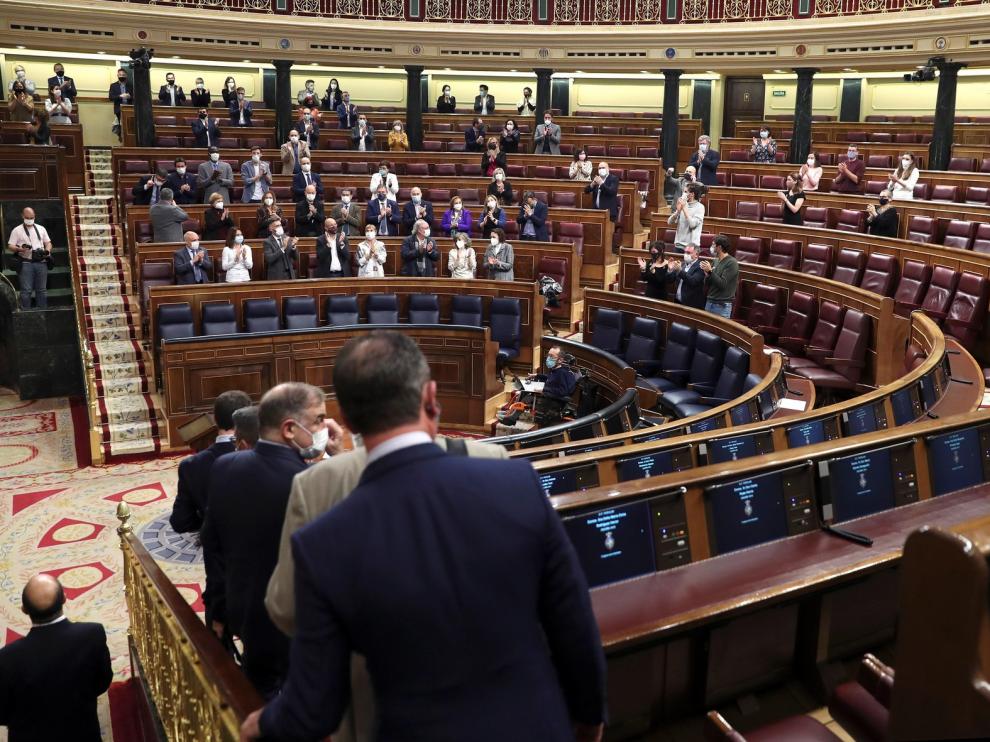El Congreso aprueba, sin PP y Vox, la ley que regula la eutanasia
