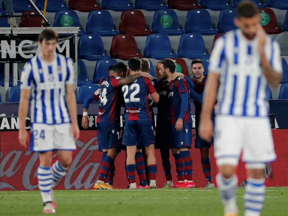 El Levante llega reforzado y fuera del descenso