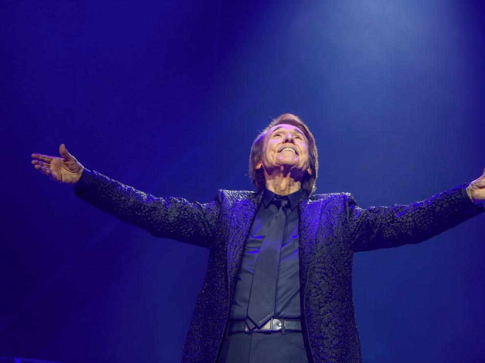 Raphael vuelve a casa con el "show" más numeroso de la pandemia