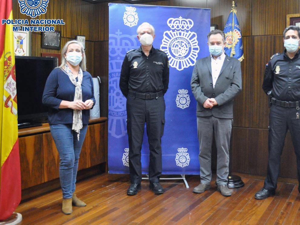 Reunión de La Policía Nacional con el Colegio Oficial de Médicos y el de Enfermería de Huesca, para prevenir las agresiones a sanitarios