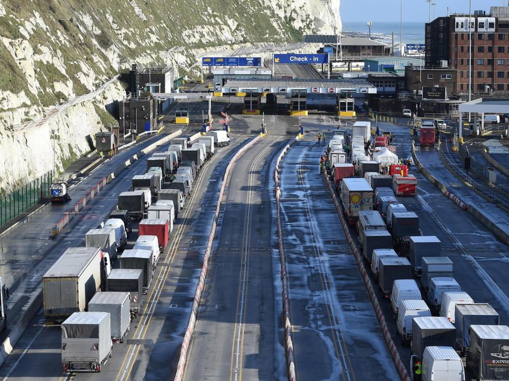 Transportistas españoles advierten de que el retorno desde Reino Unido podría alargarse hasta Nochevieja