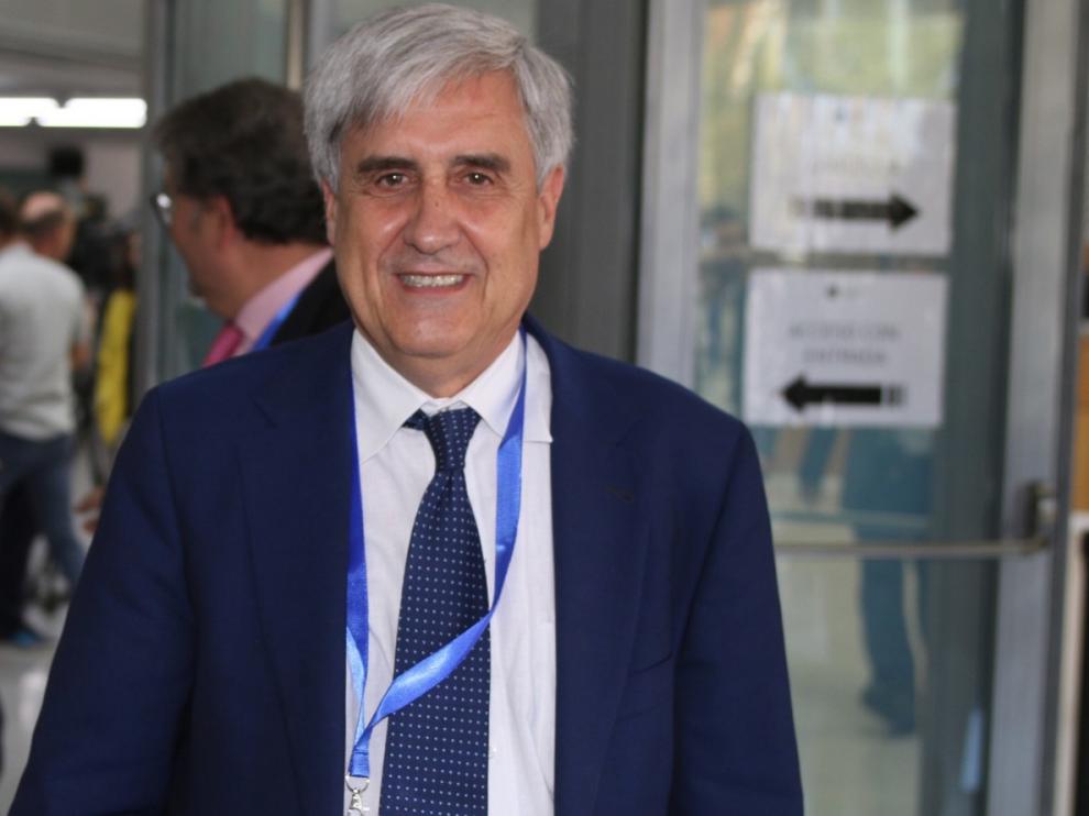 Juan José Badiola: "A partir de marzo bajará la gravedad de los casos, los ingresos y los fallecimientos"