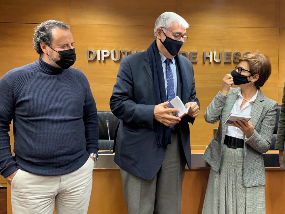 El cura y la maestra
