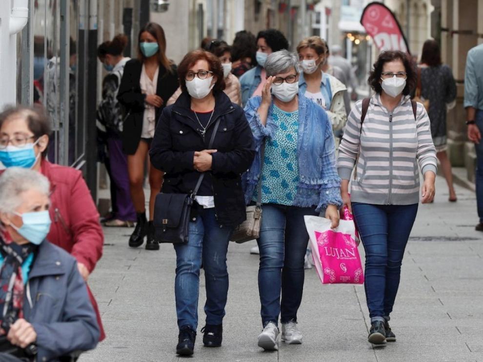 El año acaba con los contagios disparados en las comunidades