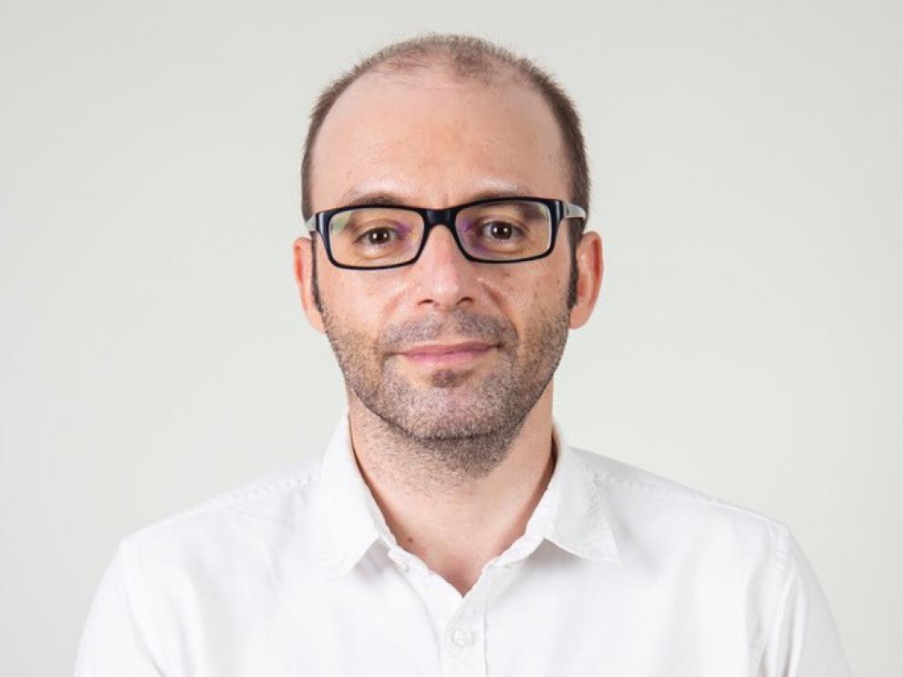 Gonzalo Broto: "Por atractiva que sea la autoficción, este libro no es un ejemplo de ella"