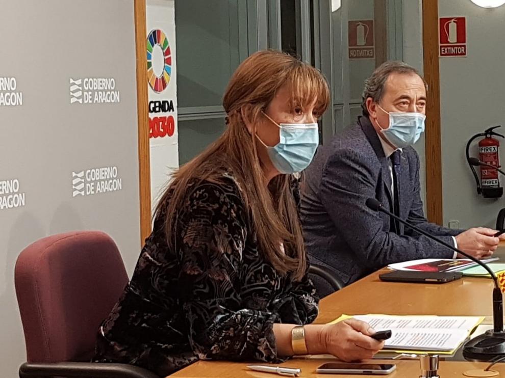 Hostelería y comercio cerrarán a las ocho y se prohíbe fumar en terrazas