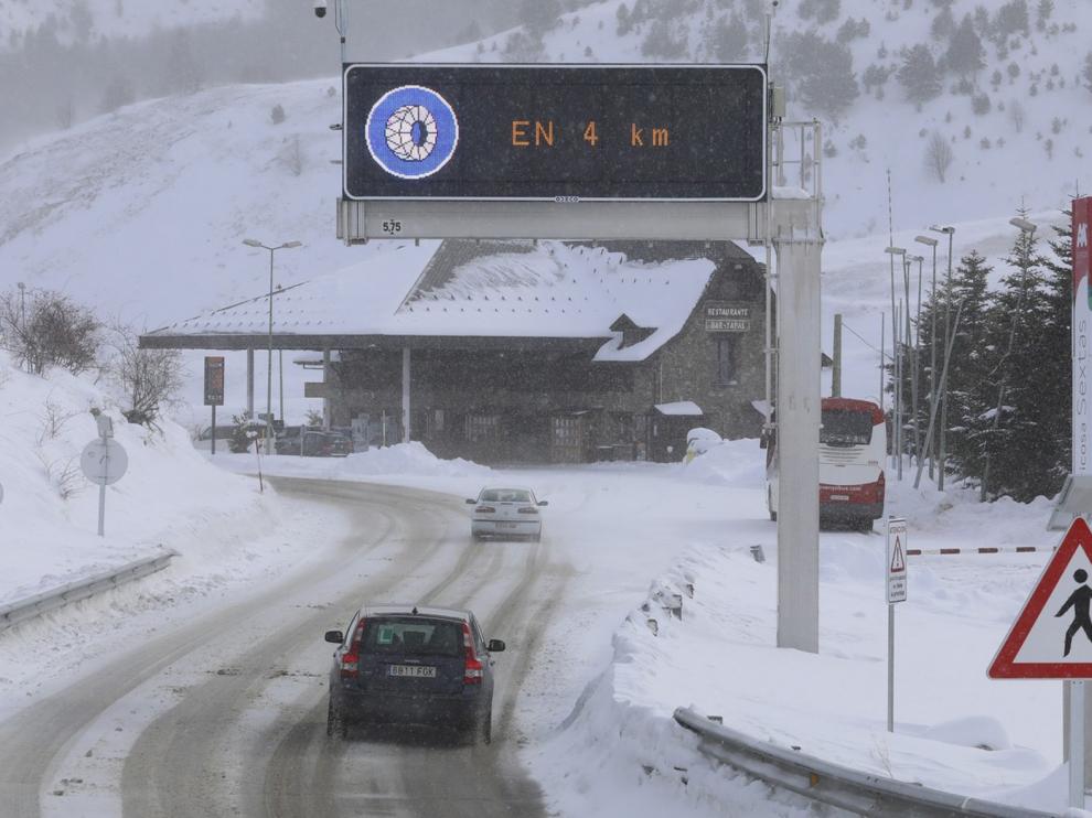 Más de un metro de nieve en el Alto Gállego