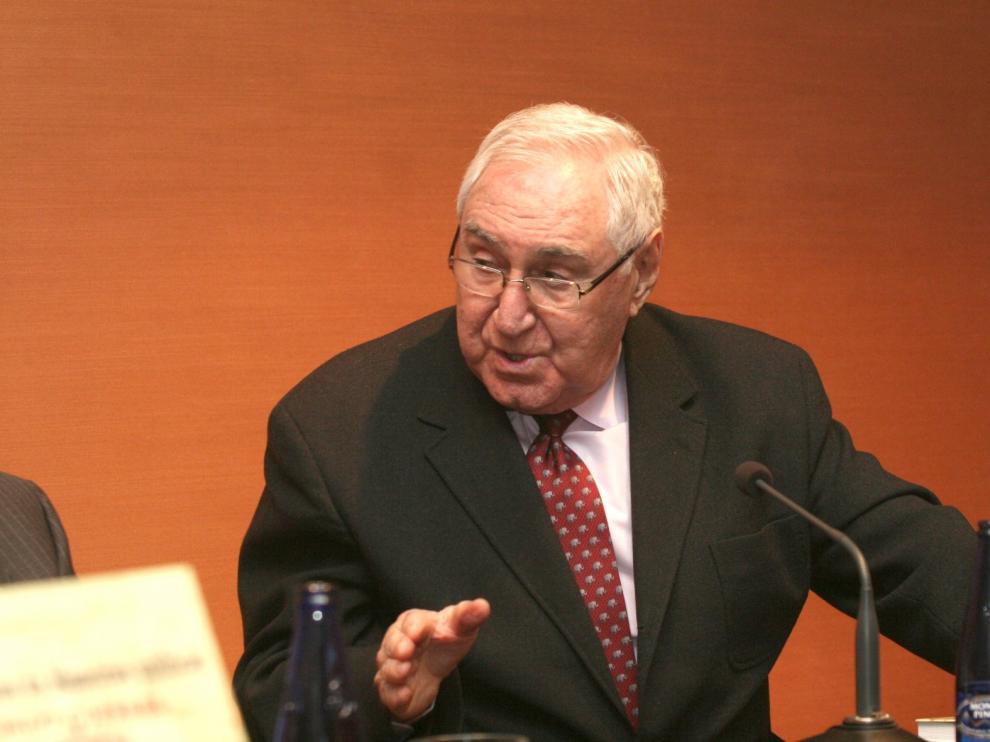 Antonio Lacleta, el alcalde oscense y servidor afable, fallece a los 98 años