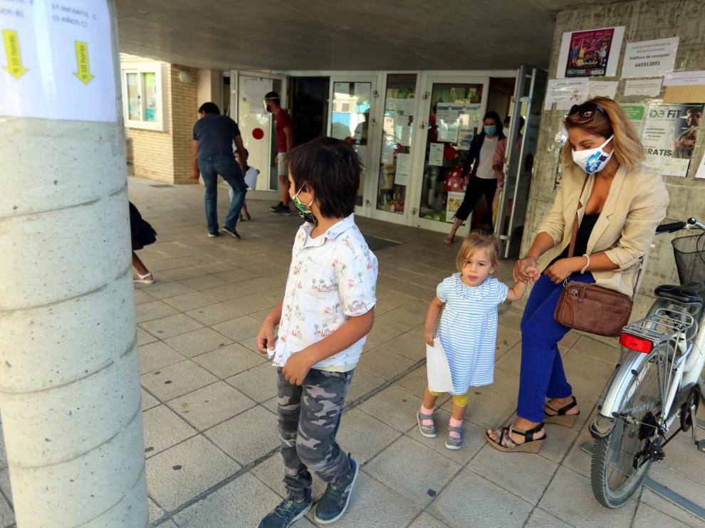 El regreso a las aulas, muy criticado por las organizaciones sindicales aragonesas