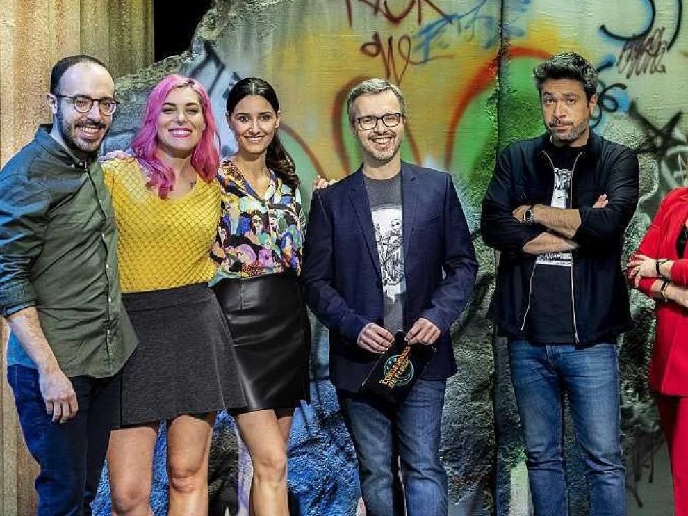 La 2 estrena "El condensador de fluzo", un recorrido por la historia