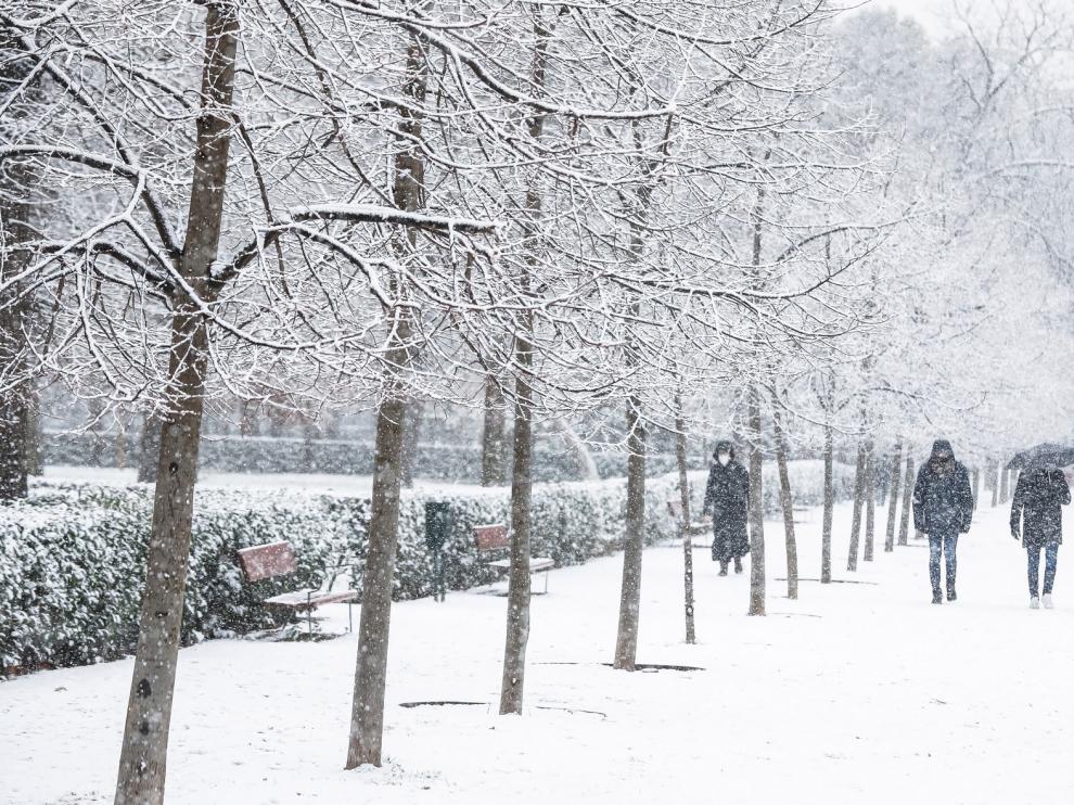 El temporal de nieve y frío activa las emergencias en casi toda España
