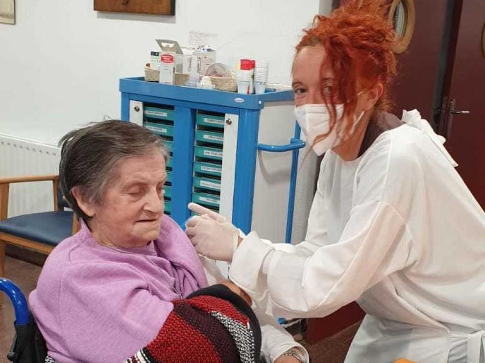 Graus comenzará este martes la vacunación para mayores de 80 años