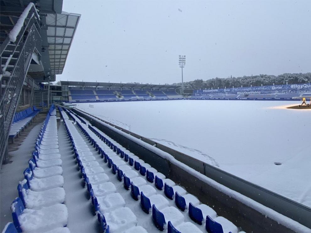 El Huesca, con todo preparado para combatir a "Filomena" y retirar la nieve de El Alcoraz