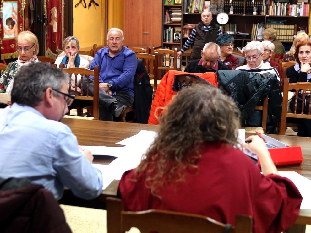 Los barrios de Huesca alertan de que "se están rompiendo lazos"